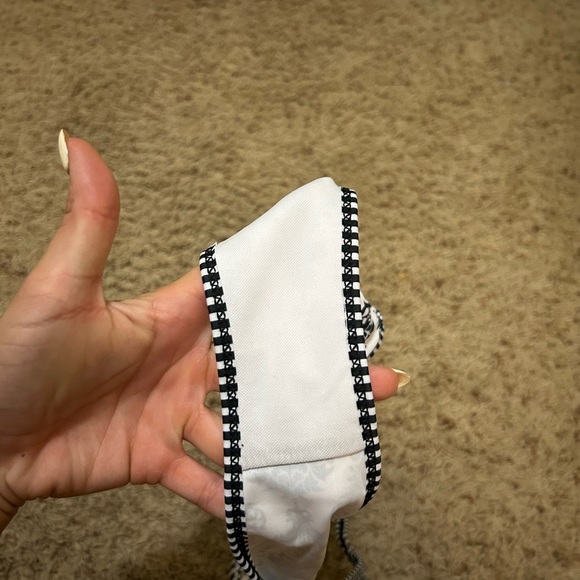 Chic Black and White Bikini Bottom - Picture 3 of 3